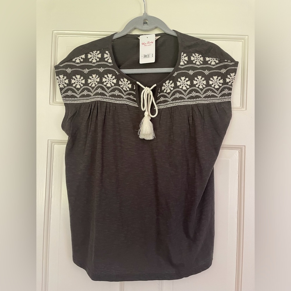 Lucky Brand Black Sleeveless Embellished Blouse